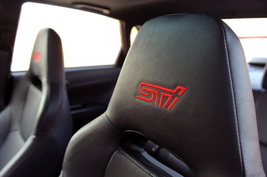  Subaru Impreza WRX STi Sedan 2011 года  (фото 36 из 81)